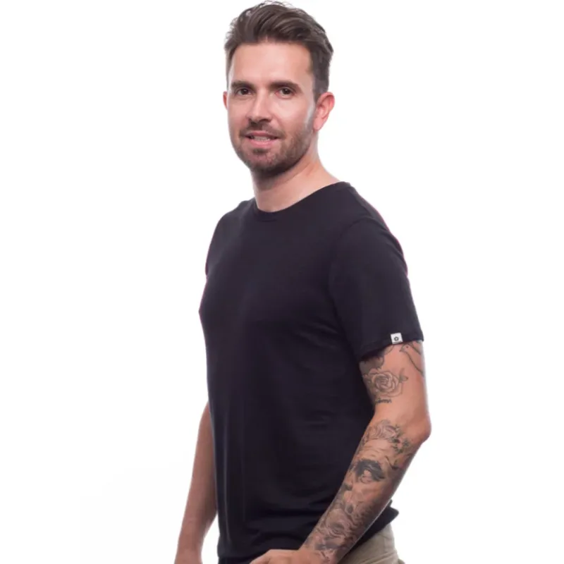 T-shirt en lin français noir - Pangolin