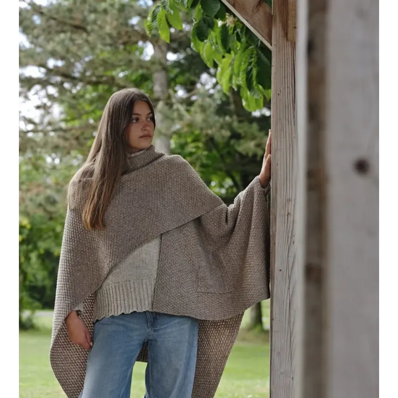 Poncho Limousine femme Beige Kasha - Laines du Forez